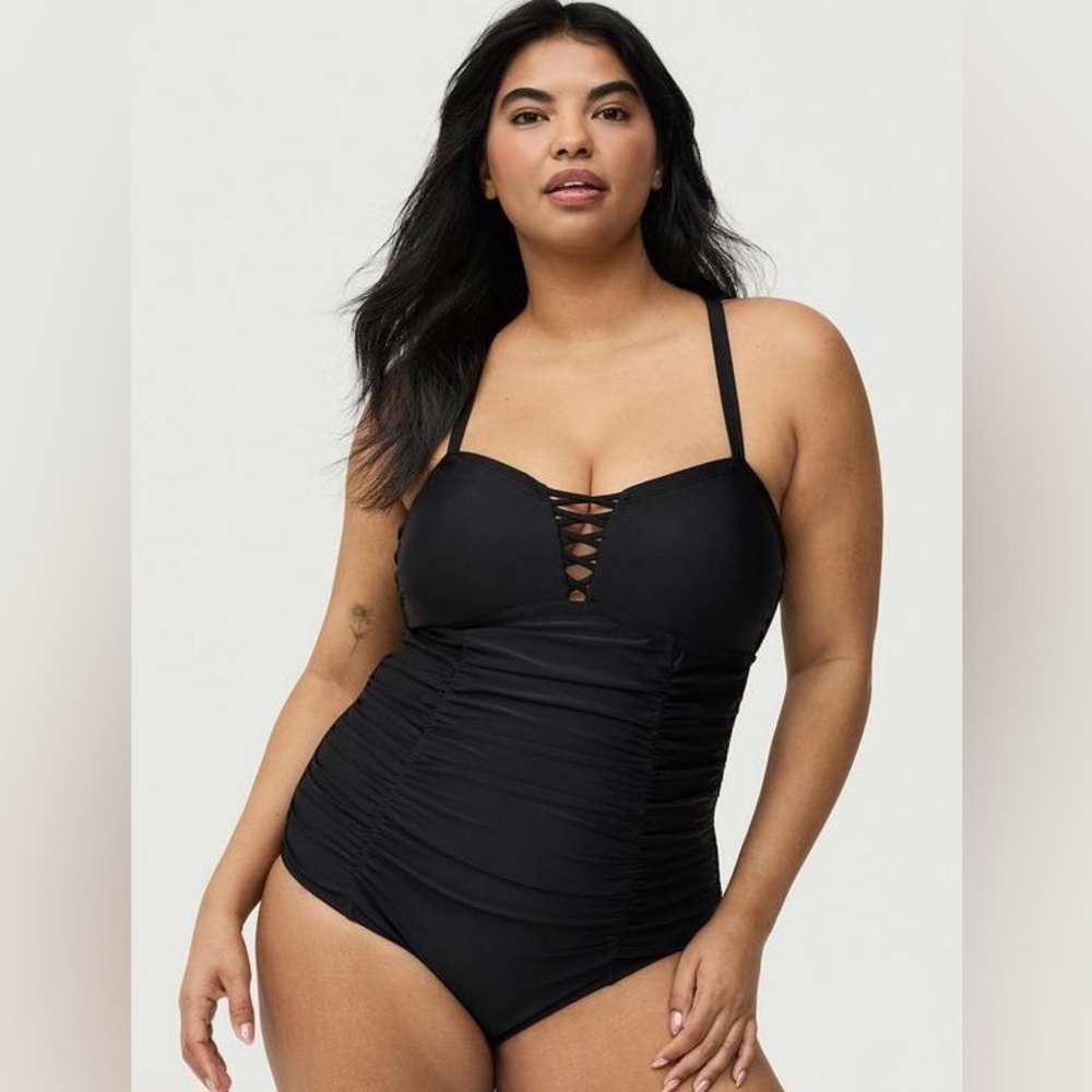 Torrid Slim Fix Black Ruched One-Piece Swimsuit Sz 4X